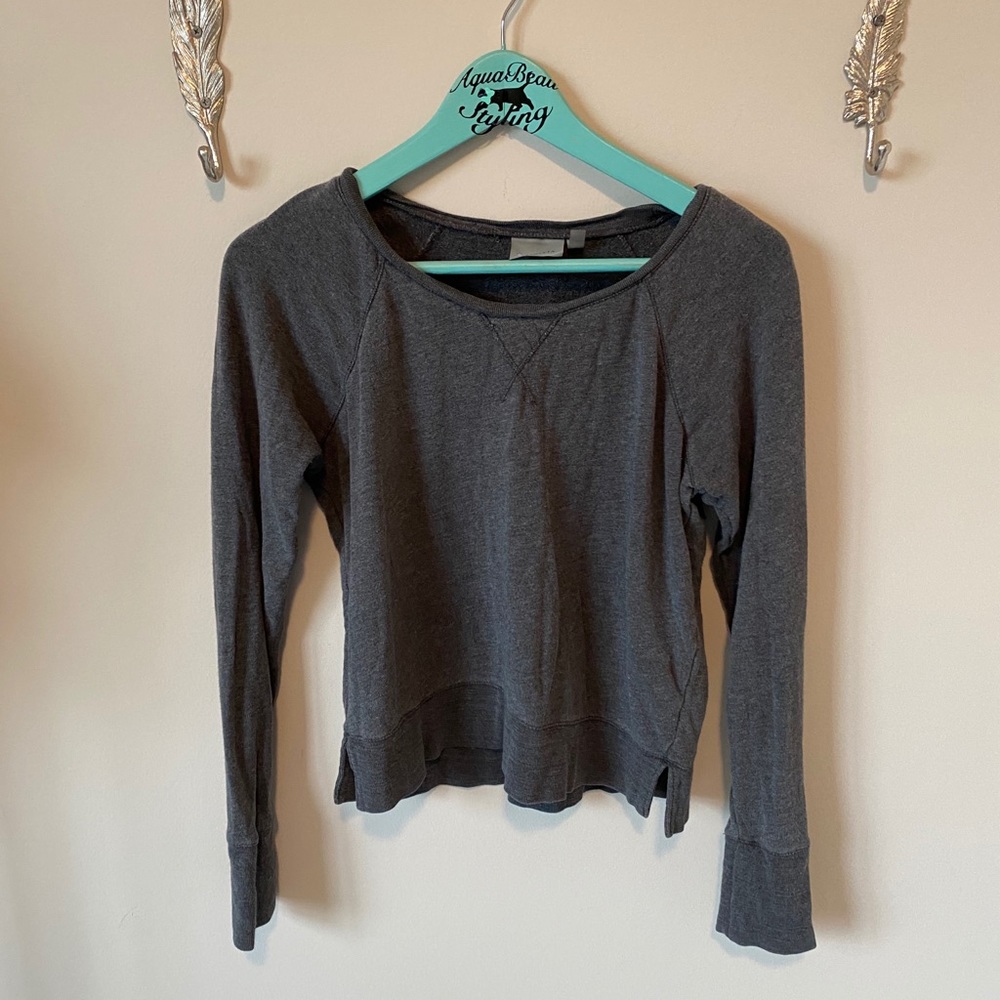 Athleta dark grey crop sweatshirt XS